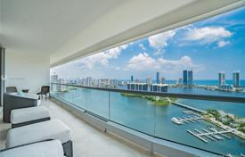 Stylish apartment with ocean views in a residence on the first line of the beach, Aventura, Florida, USA for $850,000