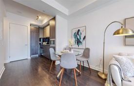 Apartment – Blue Jays Way, Old Toronto, Toronto,  Ontario,   Canada for C$983,000