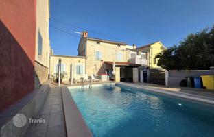 3-bedroom house 150 m² in Istria County for 390,000 €
