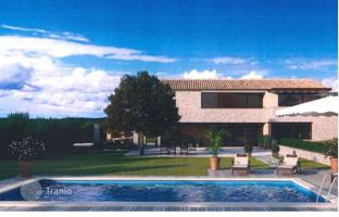 Land plot 1,650 m² in Tinjan for 222,000 €