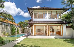 2-bedroom villa 250 m² in Jalan Umalas for $325,000