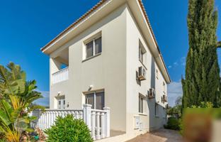3-bedroom villa 176 m² in Famagusta for 550,000 €
