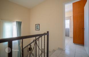 2-bedroom townhouse in Paphos for 298,000 €