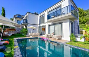 3-bedroom villa 290 m² in Fethiye for 44,867,000 TRY