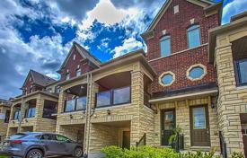 Terraced house – Etobicoke, Toronto, Ontario,  Canada for C$1,154,000