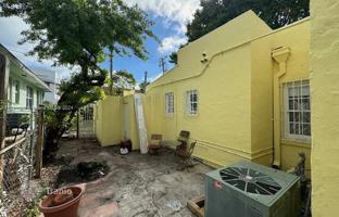 Apartment 209 m² in Miami Beach for $2,850,000