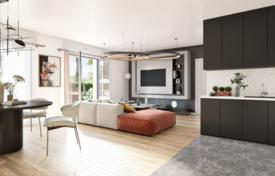 Apartment – Rueil-Malmaison, Ile-de-France, France for 610,000 €