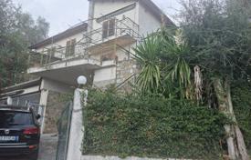 Villa in Bordighera for 720,000 €