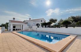 Two-storey house with a pool and a garden in Benissa, Alicante, Spain for 590,000 €