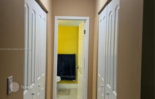 2-bedroom apartments in condo 97 m² in North Miami Beach for $259,000