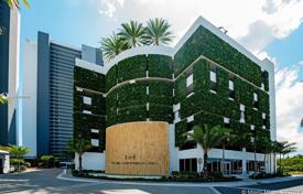Condo – North Miami Beach, Florida, USA for $647,000