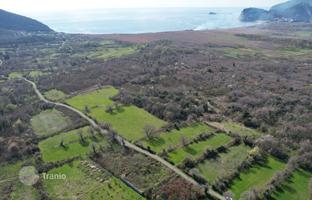 Land plot 7,665 m² in Budva city for 1,300,000 €