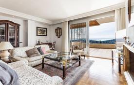 Apartments for sale in Majorca (Mallorca). Apartment with pool and terrace overlooking the sea and the city of Genova, Palma, Mallorca Apartments for sale in Majorca (Mallorca). Apartment with pool and terrace overlooking the sea and the city of Genova, Palma, Mallorca