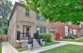 Townhome – North York, Toronto, Ontario,  Canada for C$2,039,000