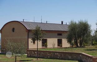 Villa 715 m² in Asciano for 2,800,000 €