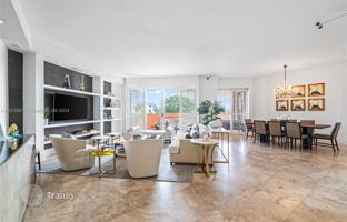3-bedroom apartments in condo 275 m² in Coral Gables for $2,350,000