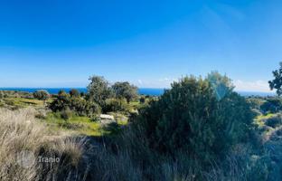 Land plot 11,372 m² in Pissouri for 800,000 €