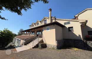 18-bedroom house 780 m² in Matulji for 950,000 €