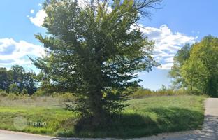 Land plot 2,282 m² in Žminj for 150,000 €