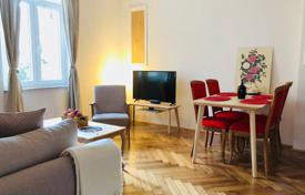 OPATIJA, CENTER — 2 apartments, 50m from the sea for 550,000 €