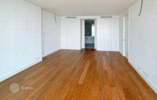 3-bedroom apartment 200 m² in Barcelona for 3,558,000 €