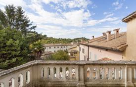 Spacious apartment with a terrace, Spoleto, Italy for 530,000 €