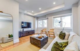 Terraced house – Scarborough, Toronto, Ontario,  Canada for C$1,332,000