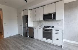 Apartment – Richmond Street West, Old Toronto, Toronto,  Ontario,   Canada for C$687,000