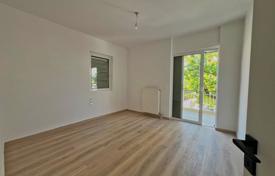 Three-bedroom renovated apartment near the sea, Loutraki, Peloponnese, Greece. Price on request