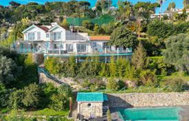 Renovated two-storey villa with a pool and panoramic sea views in Golfe-Juan, Cote d'Azur, France for 1,950,000 €