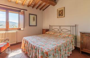 12-bedroom country house 941 m² in Magione for 750,000 €