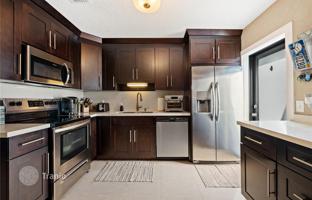 3-bedroom house 208 m² in Miami for $860,000