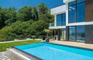 3-bedroom apartment in new building 265 m² in Sarpi for $310,000