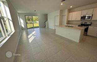 4-bedroom house 169 m² in Palm Beach County for $530,000