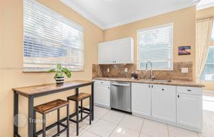 3-bedroom house 272 m² in Coral Springs for $700,000