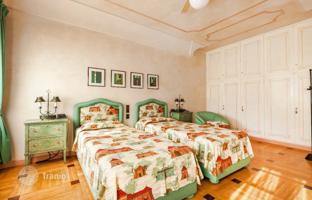 12-bedroom villa in Forte dei Marmi. Price on request