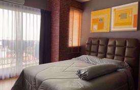 2 bed Condo in Supalai Veranda Ratchavipha — Prachachuen Bang Sue District for $159,000