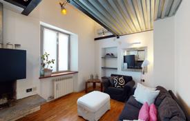 Elegant designer apartment in Porta Romana for 570,000 €