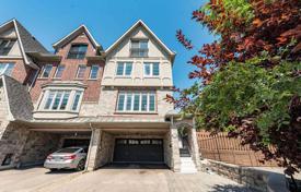 Terraced house – Etobicoke, Toronto, Ontario,  Canada for C$2,141,000