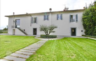 Renovated mansion with a guest house, a garden and a chapel, Florence, Italy for 5,400,000 €