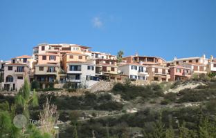 4-bedroom villa in Tsada for 1,350,000 €
