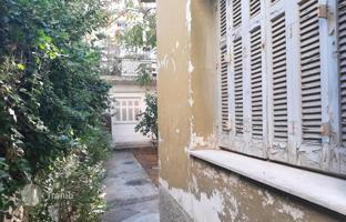 Land plot 450 m² in Athens for 700,000 €