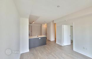 5-bedroom apartment in Roehampton Avenue for C$931,000