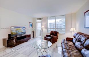 1-bedroom apartments in condo 92 m² in Bal Harbour for $450,000