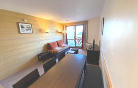 Beautiful apartment with a balcony close to the ski slope, Val Thorens, France for 301,000 €