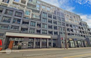 4-bedroom apartment in Bathurst Street for C$674,000