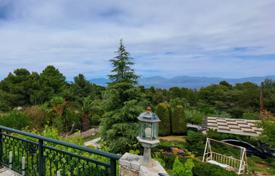 Three-storey house with a garden and a gym, 500 meters from the beach, Theologos, Greece for 625,000 €