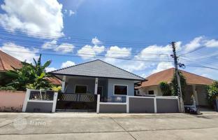 3-bedroom villa 200 m² in Pattaya for $176,000