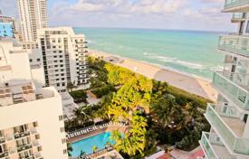 Stylish flat with ocean views in a residence on the first line of the beach, Miami Beach, Florida, USA for $1,490,000