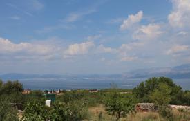 Agricultural land for sale in Mirca on island of Brac for 365,000 €
